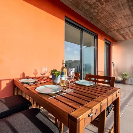 Casa Vermelha Apartment *