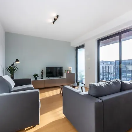Casa Vermelha Lagos