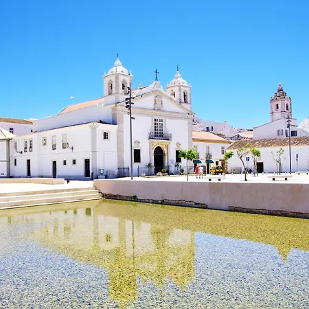 Casa Vermelha شقة